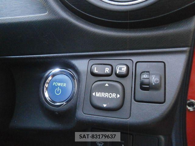 Toyota AQUA 2013-09 203175-10