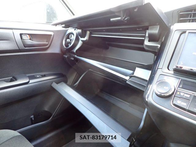Toyota COROLLA AXIO 2018-10 264707-17