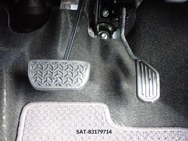 Toyota COROLLA AXIO 2018-10 264707-18