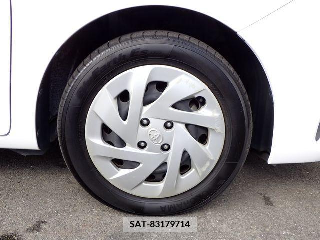 Toyota COROLLA AXIO 2018-10 264707-24