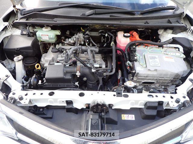 Toyota COROLLA AXIO 2018-10 264707-22