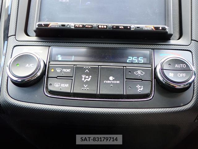 Toyota COROLLA AXIO 2018-10 264707-15