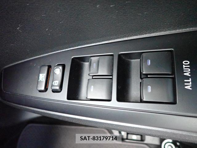 Toyota COROLLA AXIO 2018-10 264707-7
