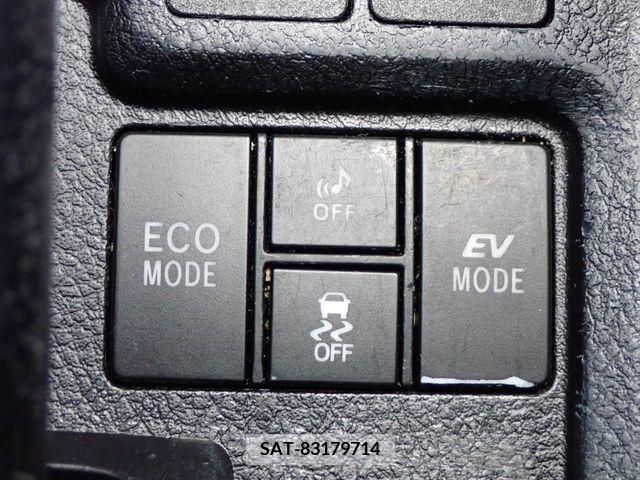 Toyota COROLLA AXIO 2018-10 264707-10