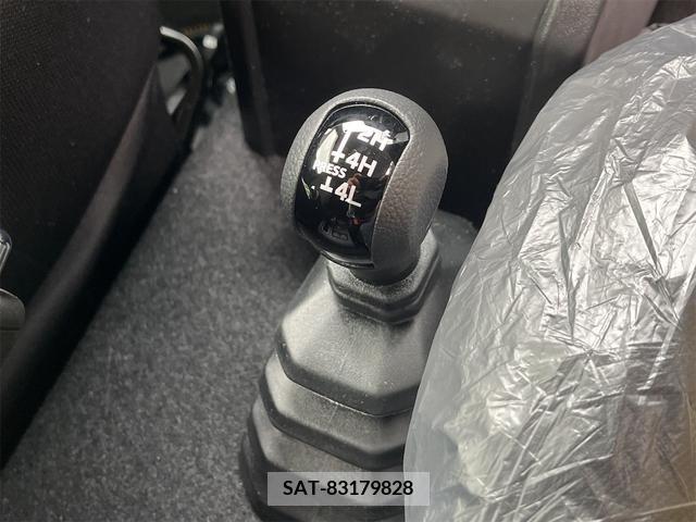 Suzuki JIMNY 2024-02 378742-18