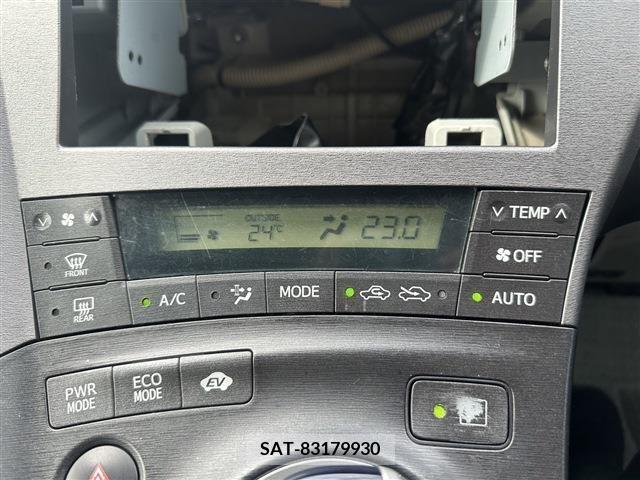 Toyota PRIUS 2010-08 321952-4