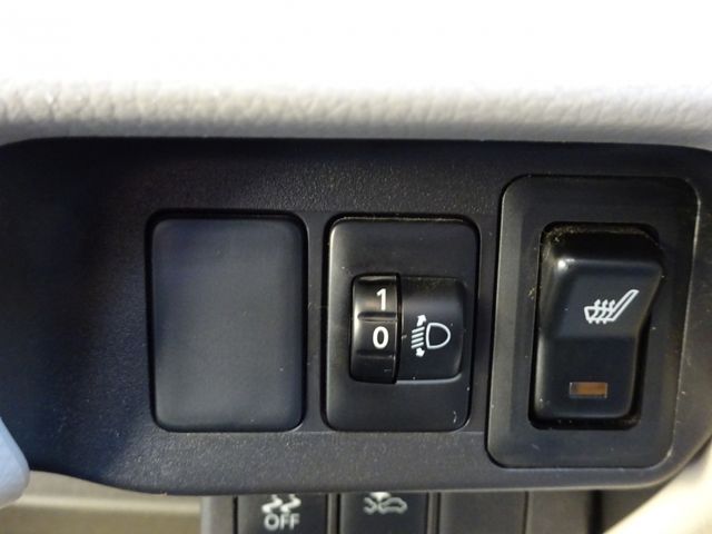 Nissan DAYZ 2018-07 18137-27