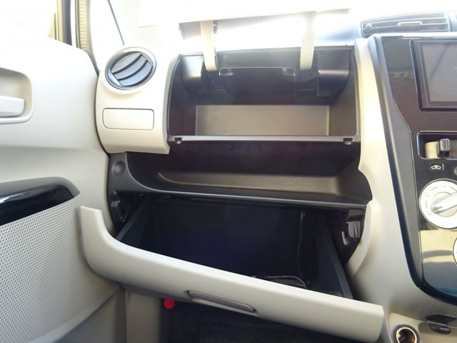 Nissan DAYZ 2018-07 18137-24