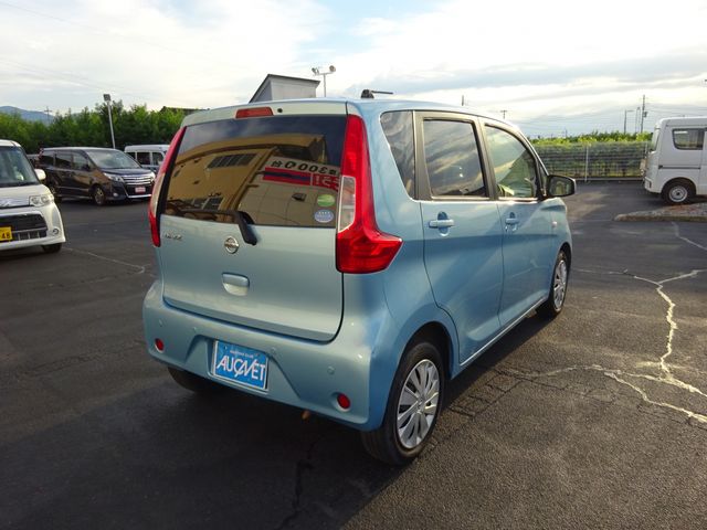 Nissan DAYZ 2018-07 18137-3