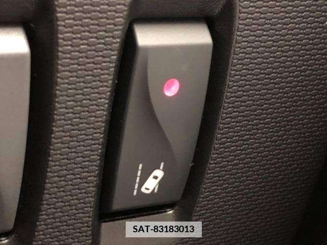Renault TWINGO 2022-03 349372-4