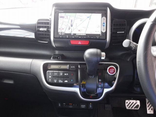 Honda N BOX CUSTOM 2016-02 190758-9