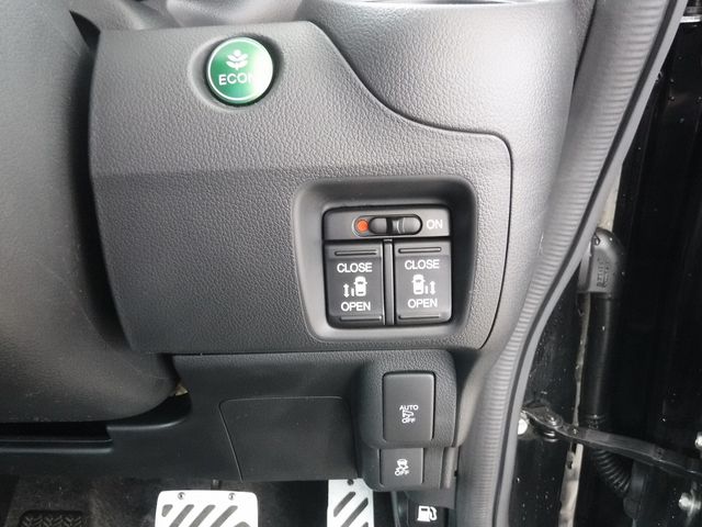 Honda N BOX CUSTOM 2016-02 190758-14