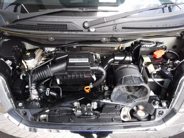 Honda N BOX CUSTOM 2016-02 190758-19