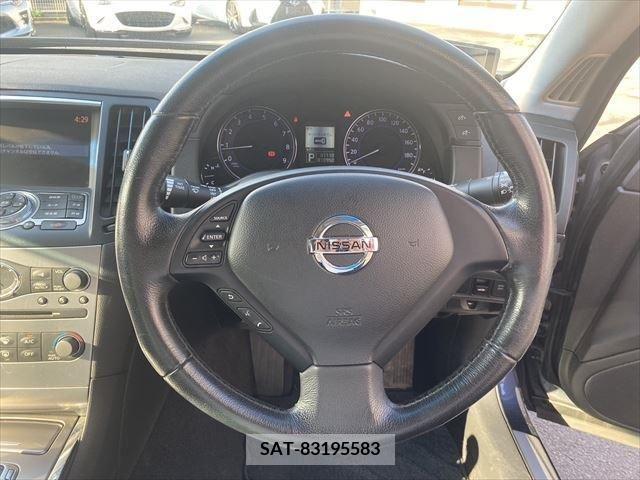 Nissan SKYLINE 2011-07 287281-23