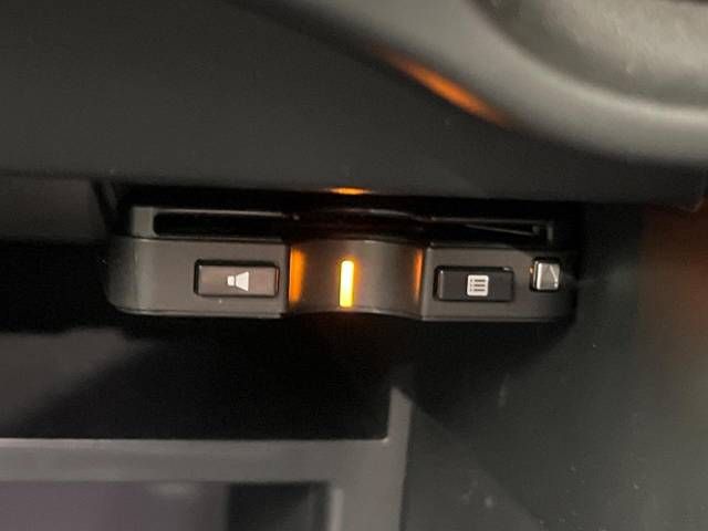 Nissan NOTE 2018-08 187157-6