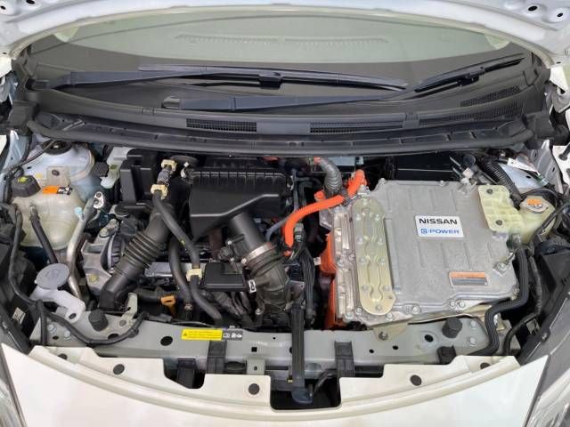 Nissan NOTE 2018-08 187157-18