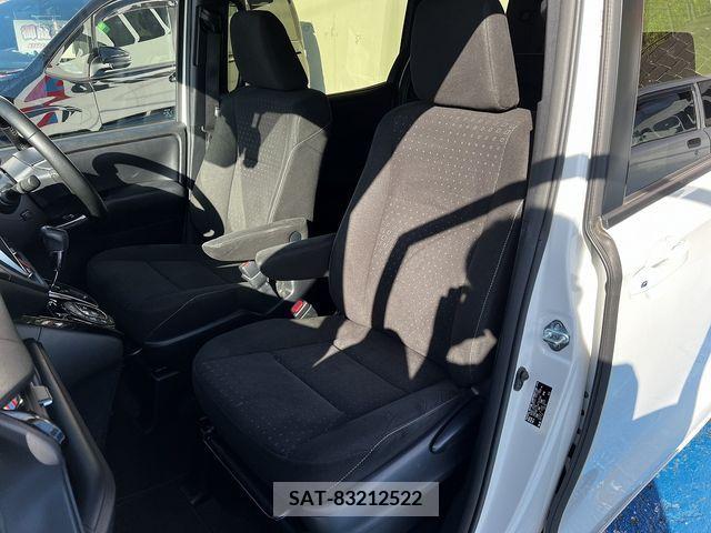 Toyota VOXY 2018-11 289224-10