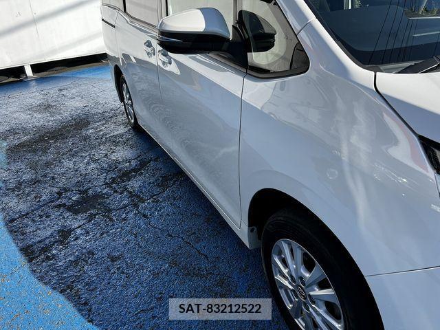Toyota VOXY 2018-11 289224-18