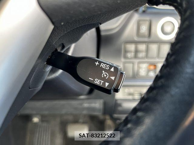 Toyota VOXY 2018-11 289224-22