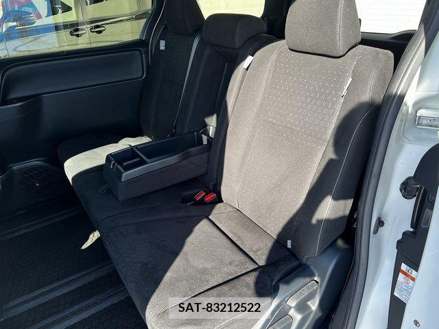 Toyota VOXY 2018-11 289224-12