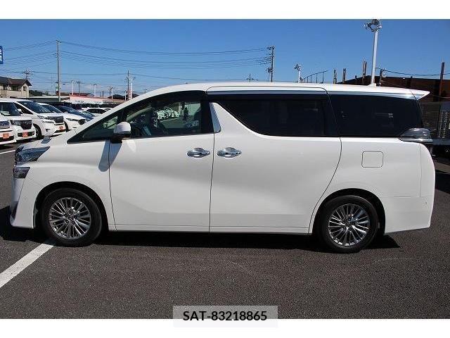 Toyota VELLFIRE 2018-02 221568-6