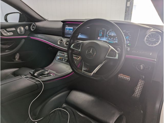 Mercedes Benz E-CLASS 2017-05 11183-1