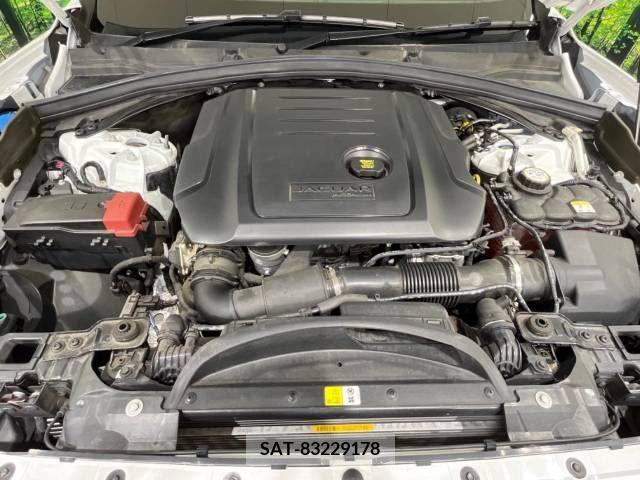 Jaguar F-PACE 2017-12 340357-16