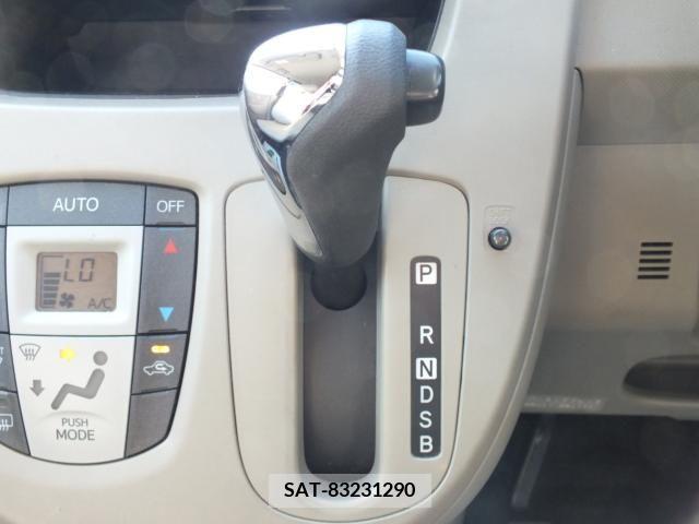 Daihatsu MOVE 2013-09 202928-27