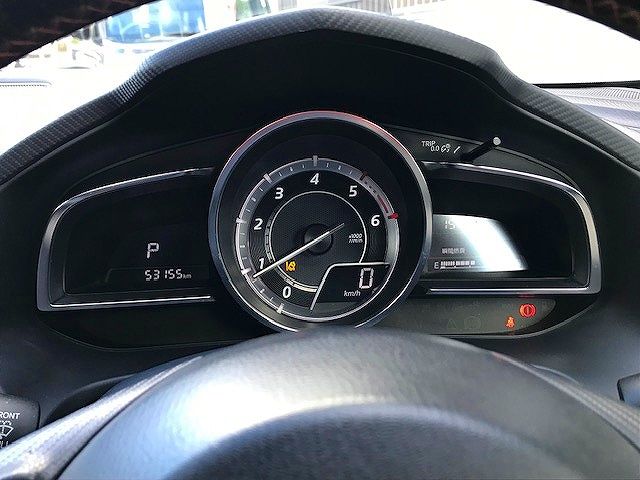 Mazda AXELA SPORT 2014-01 195056-7
