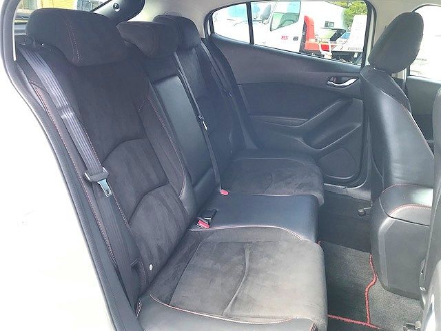 Mazda AXELA SPORT 2014-01 195056-9