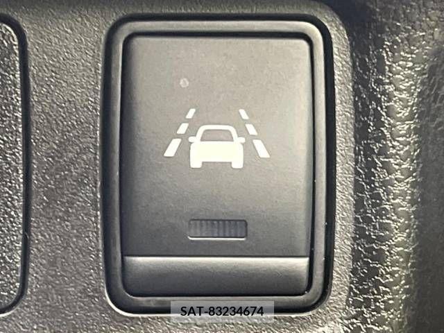 Nissan NOTE 2017-03 280093-5