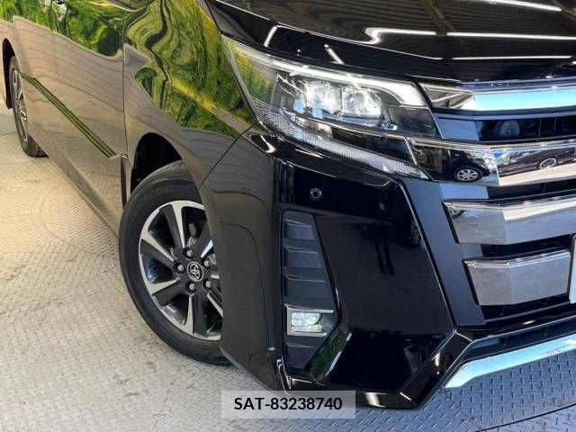 Toyota NOAH 2019-02 211295-13