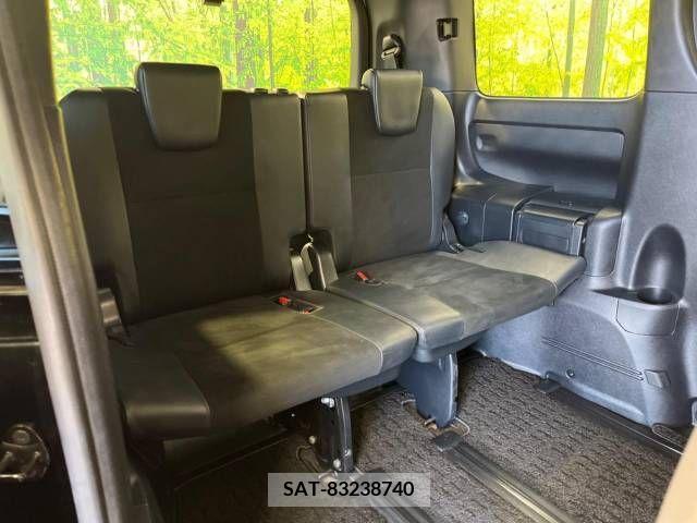 Toyota NOAH 2019-02 211295-10