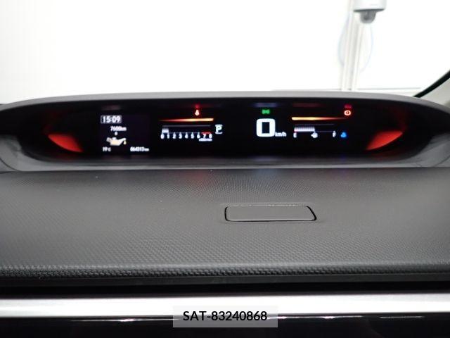 Honda e 2018-05 227833-6