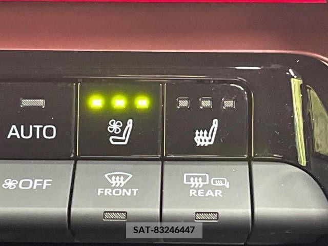 Toyota PRIUS 2023-05 366365-6