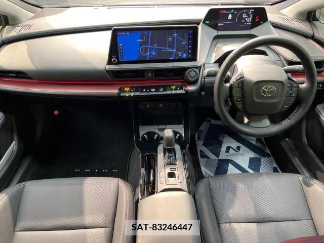 Toyota PRIUS 2023-05 366365-1