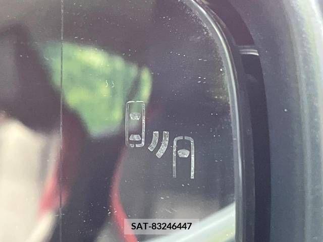 Toyota PRIUS 2023-05 366365-8
