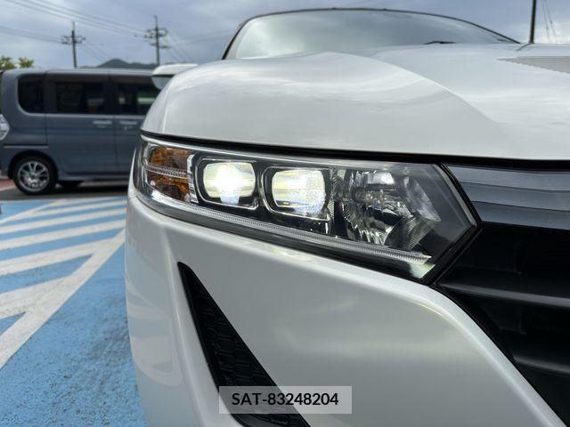Honda S660 2015-05 284004-11