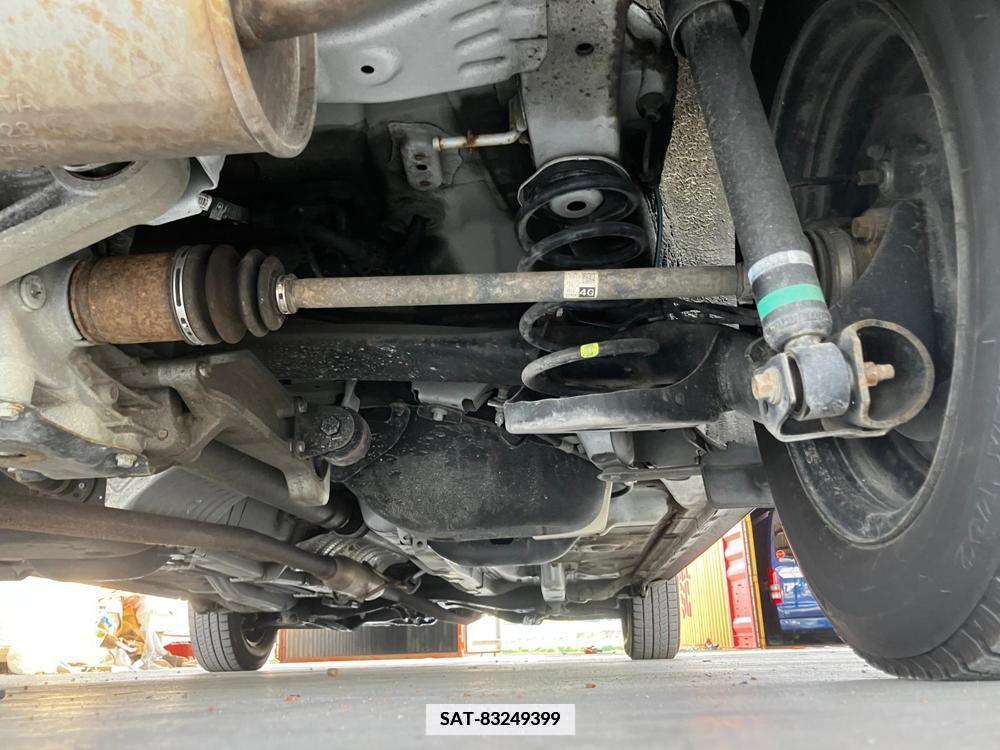 Toyota VITZ 2019-07 334647-13
