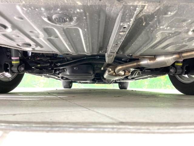 Toyota VOXY 2023-05 186041-19