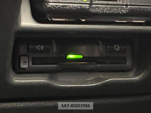 Mazda MX-30 2021-10 364360-6