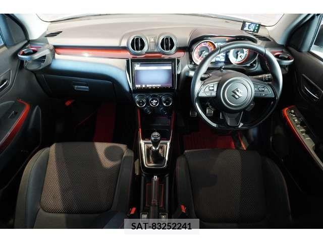 Suzuki SWIFT 2021-06 216164-4