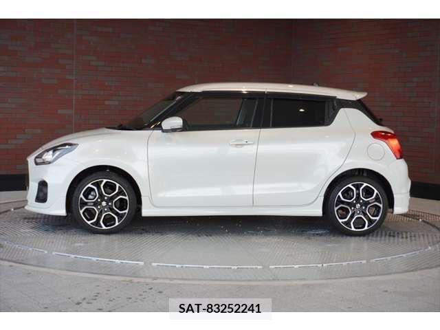 Suzuki SWIFT 2021-06 216164-1