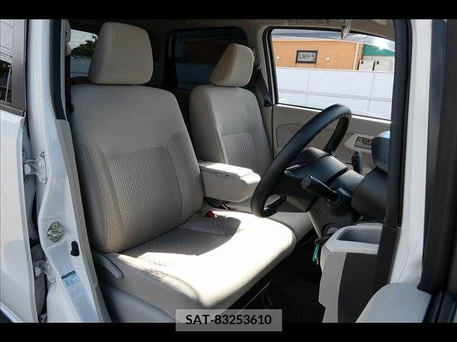 Daihatsu MOVE 2019-02 277910-8