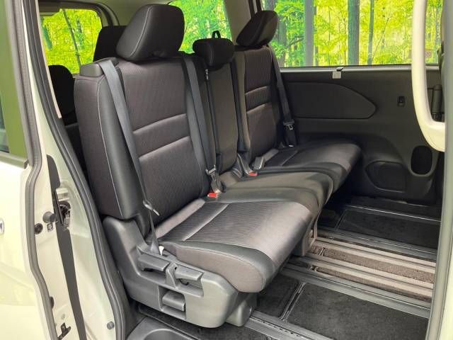 Nissan SERENA 2017-01 10451-9