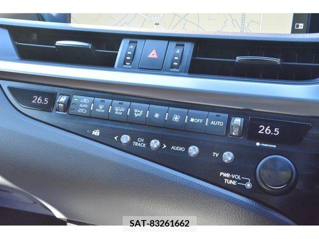 Lexus ES 2019-02 207813-12