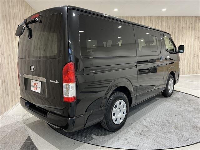 Toyota HIACE VAN 2021-11 14429-4