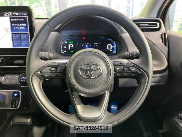 Toyota AQUA 2023-03 389325-8