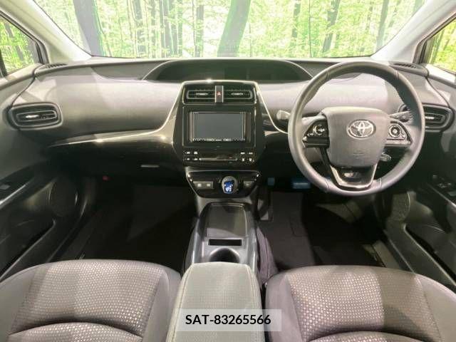 Toyota PRIUS 2021-01 322473-1