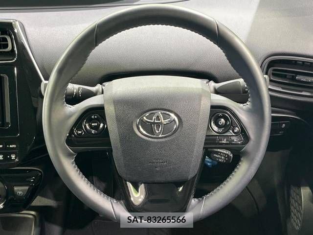 Toyota PRIUS 2021-01 322473-11